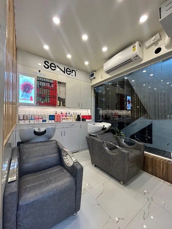 Seven the salon