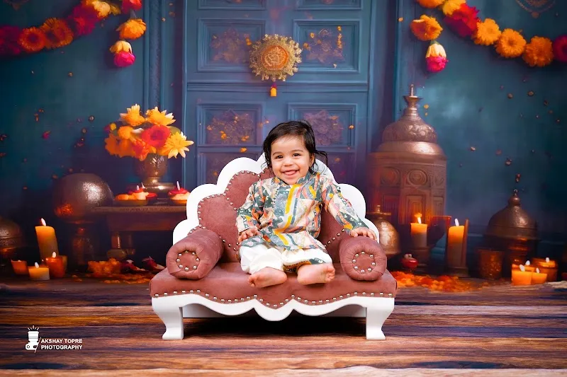 Samarth Photo Studio & Cloth Centre