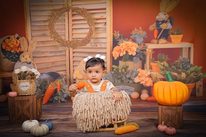 Samarth Photo Studio & Cloth Centre
