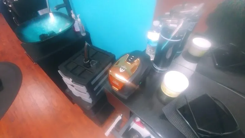 Central Barber Lounge