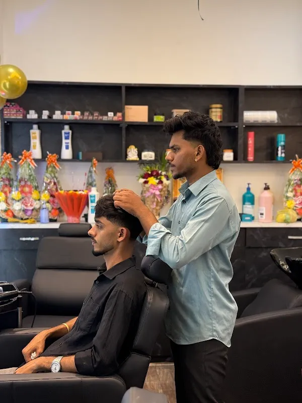 Mr. Jayunisex salon