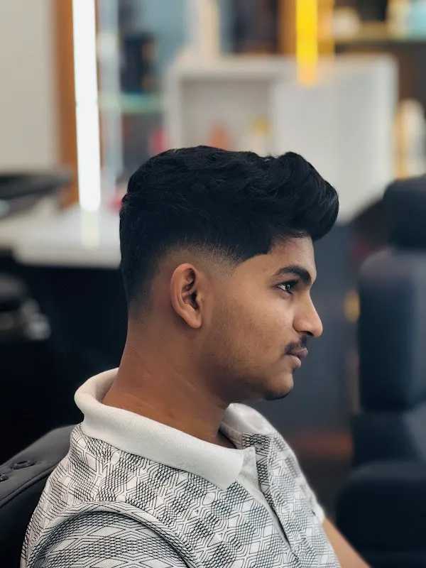 Mr. Jayunisex salon