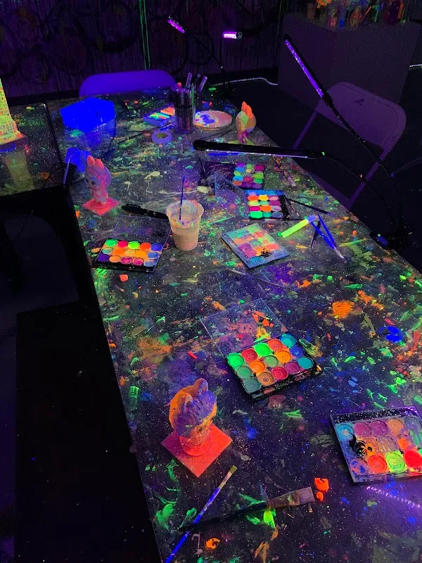 Cozy Art Land