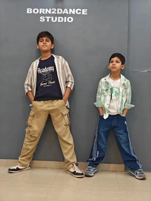 Born 2 Dance & Music Studio - By Mubin