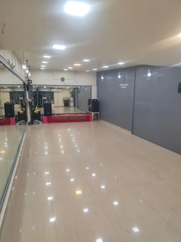 Born 2 Dance & Music Studio - By Mubin