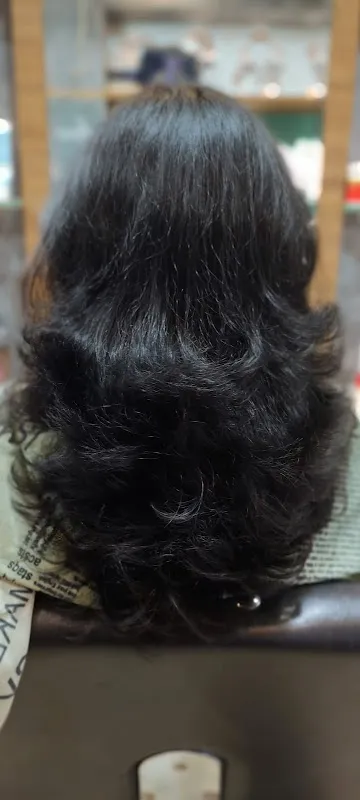 Phoenix beauty parlour Ajara