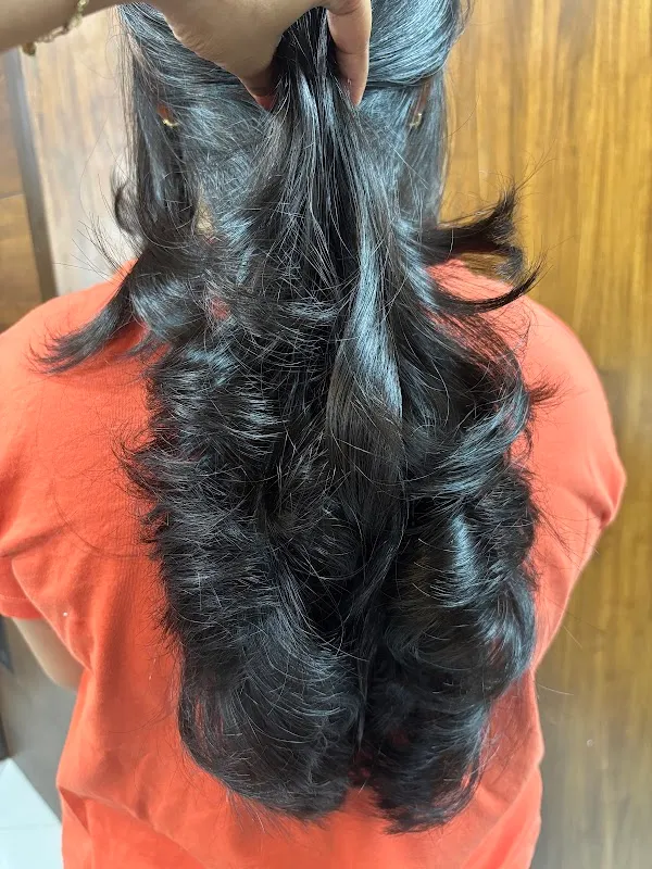 Essensuals by Toni&Guy Hairdressing Salon, Kempapura
