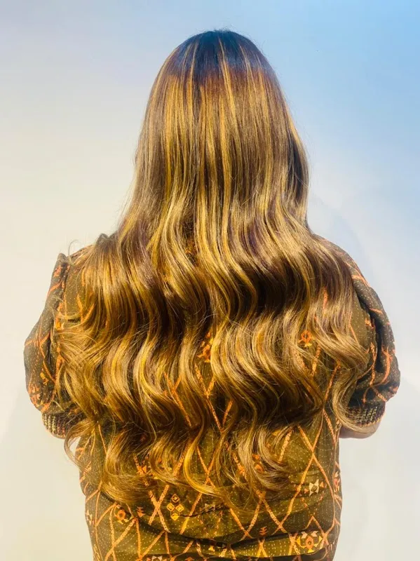 Lakme Salon for Him and Her in Shalimar Bagh, Delhi