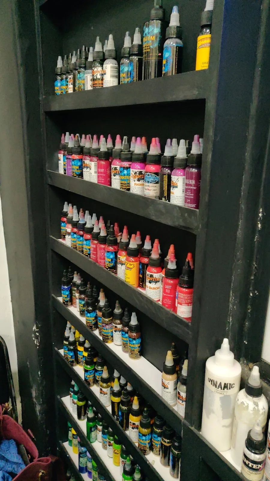 Kraayonz Tattoo and Piercing Studio