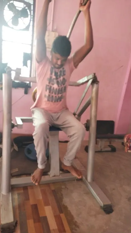 MUSCLE Fitness Gym