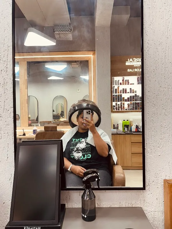 Kapils Salon