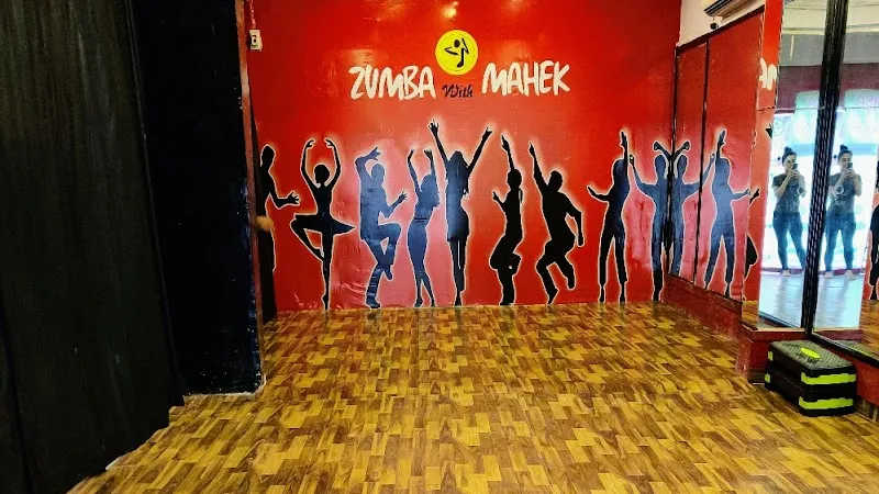 Move with mahek