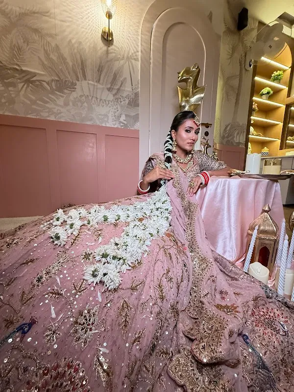 Glamax Studio - Unisex Salon | Bridal Makeup Studio & Academy | Nail Studio | Laser Clinic