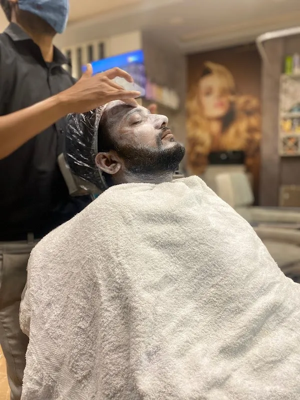 Glamax Studio - Unisex Salon | Bridal Makeup Studio & Academy | Nail Studio | Laser Clinic