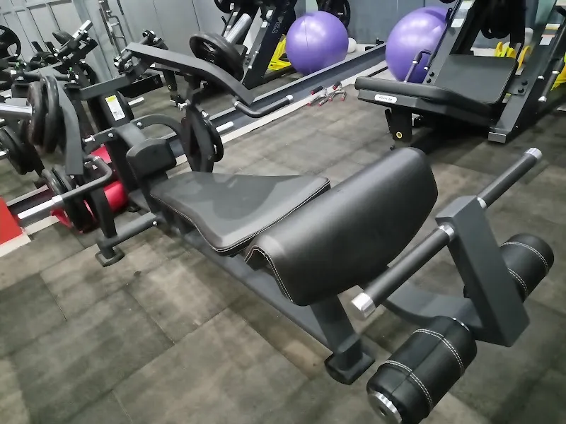 Physc gym Kamothe - Best gym in kamothe ( Navi Mumbai)