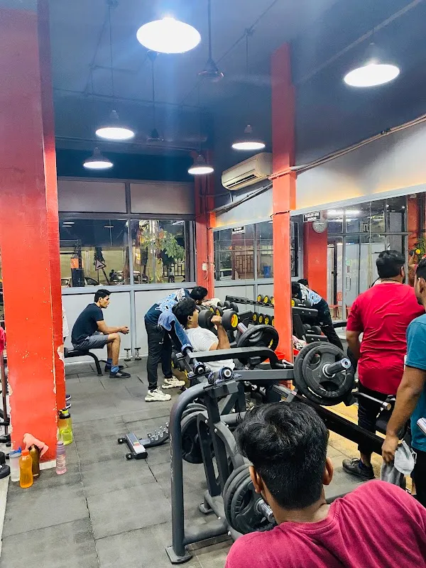 Physc gym Kamothe - Best gym in kamothe ( Navi Mumbai)