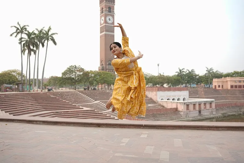 HOUSE OF DANCE by Prachi Hemkar