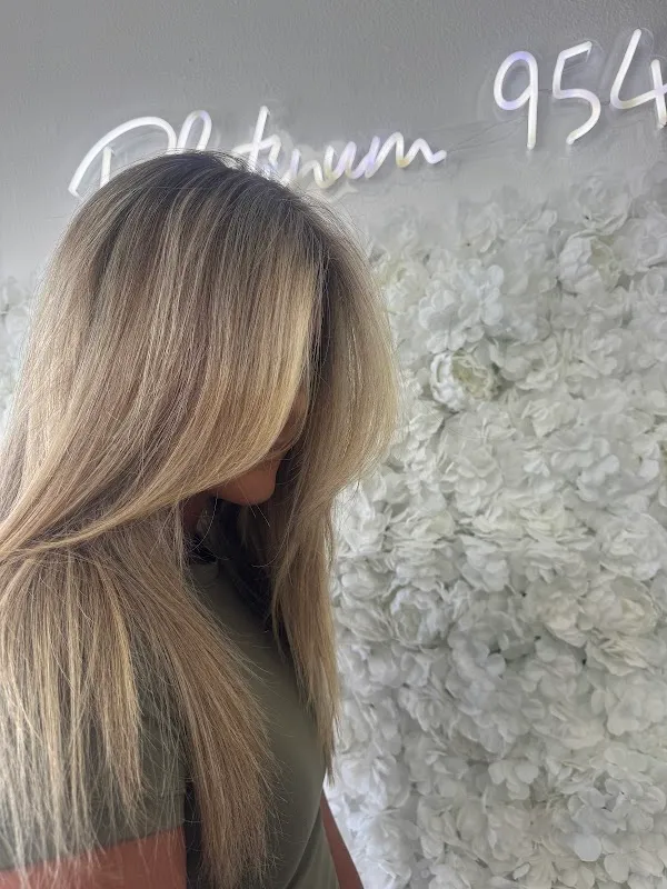 Platinum 954 Hair Salon