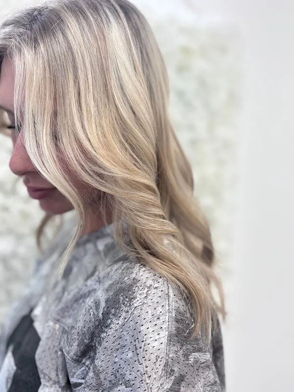 Platinum 954 Hair Salon