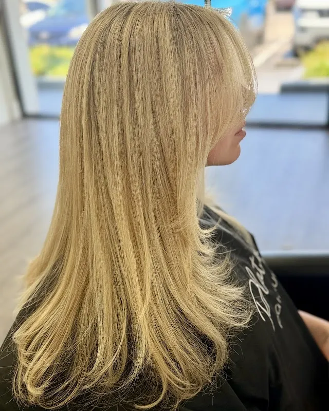Platinum 954 Hair Salon