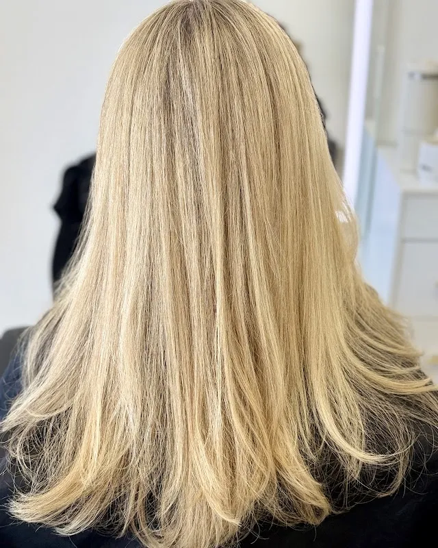 Platinum 954 Hair Salon