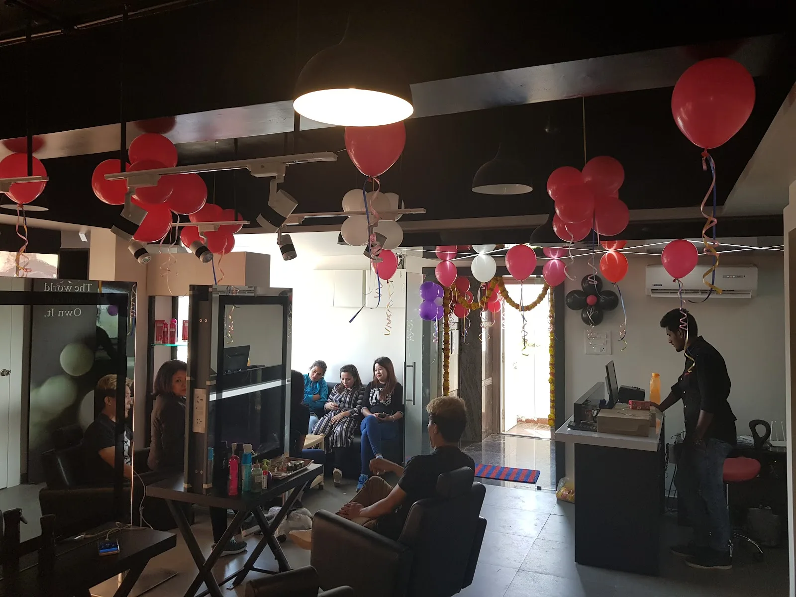 Lakme Salon For Him and Her in ORR,Mahadevapura,Bengaluru