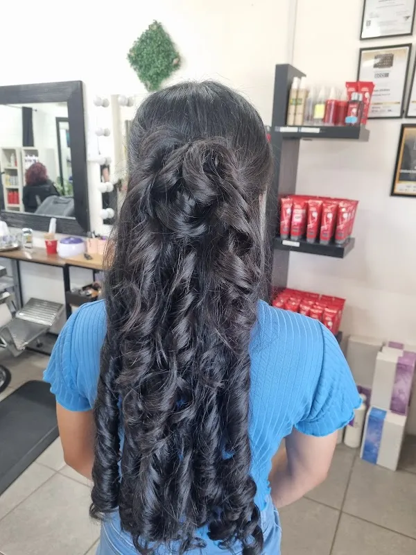 Dhillonz hair and beauty salon