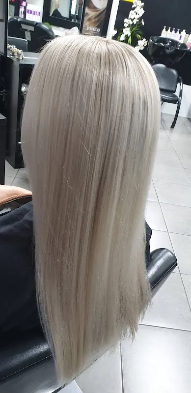 Dhillonz hair and beauty salon