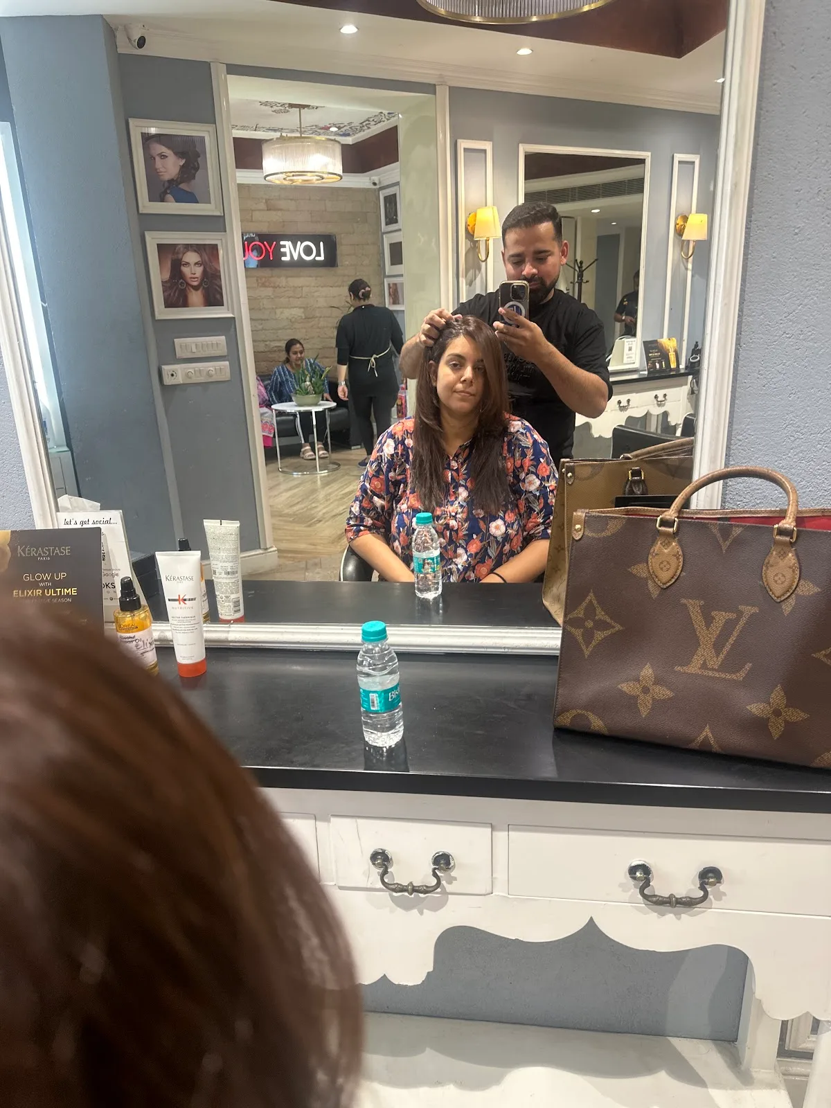 Looks Salon, New Rajinder Nagar