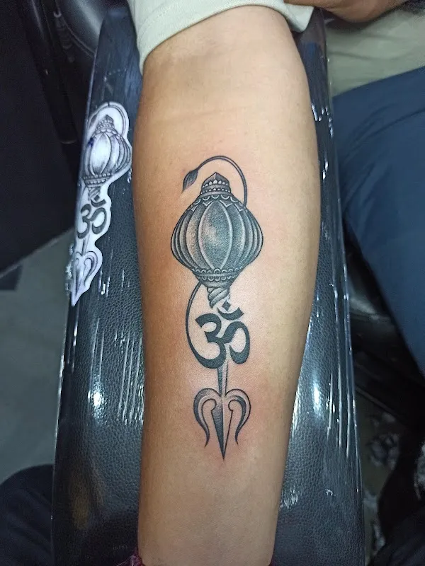 Mig-21 TATTOOZ STUDIO