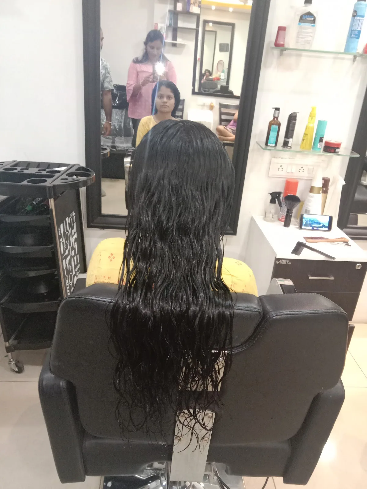 Fly Unisex Salon