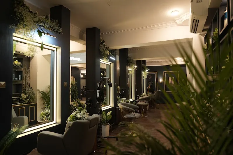 EMBELLISH - Unisex Salon, Saheed Nagar, Bhubaneswar