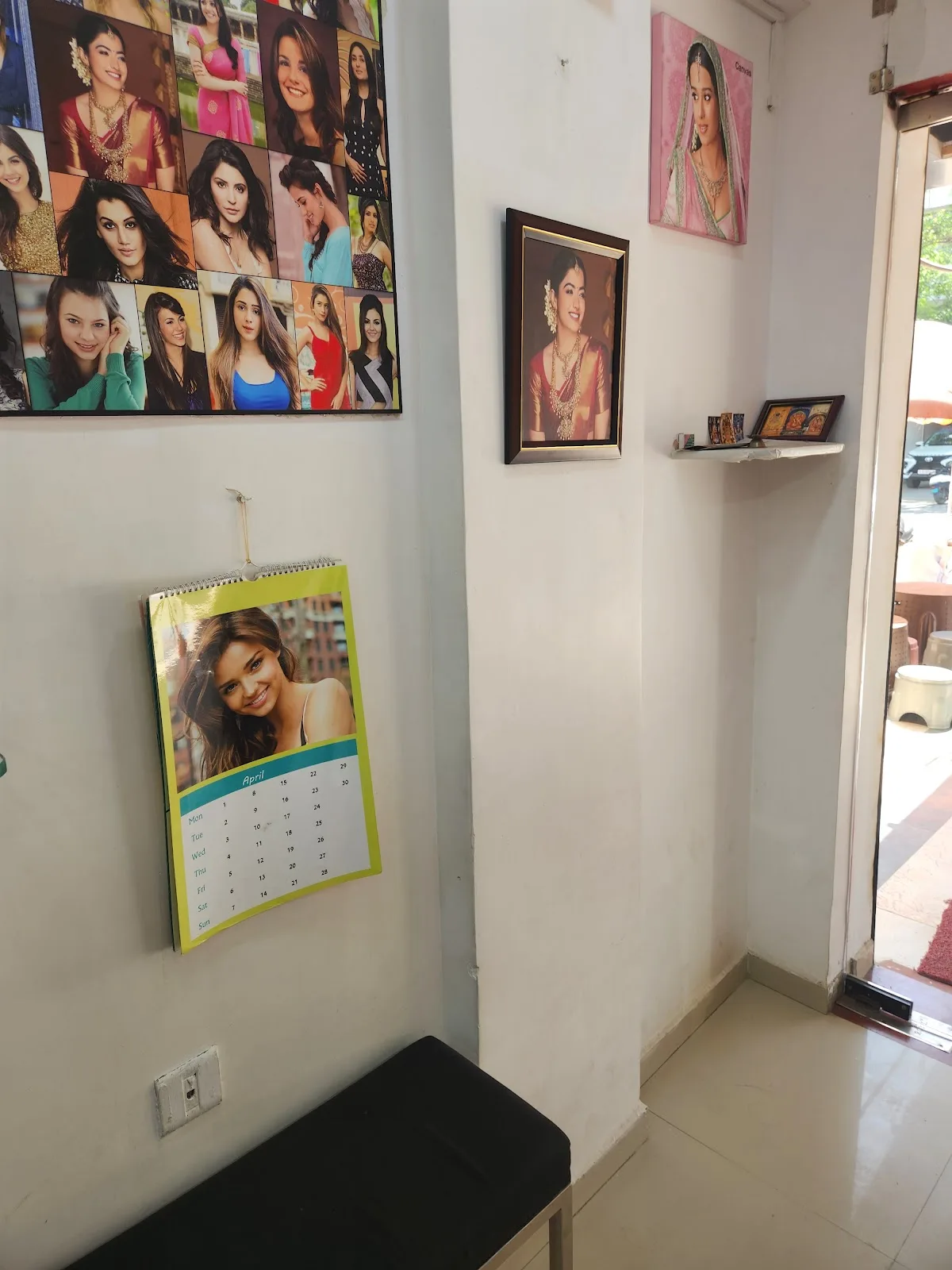 SUN PHOTO (Science City ) Wedding Photographer In Ahmedabad, Photo Frames, Personalized Gifts Items, Photo T-Shirt, Photo Mug