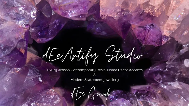 dEeArtify Studio