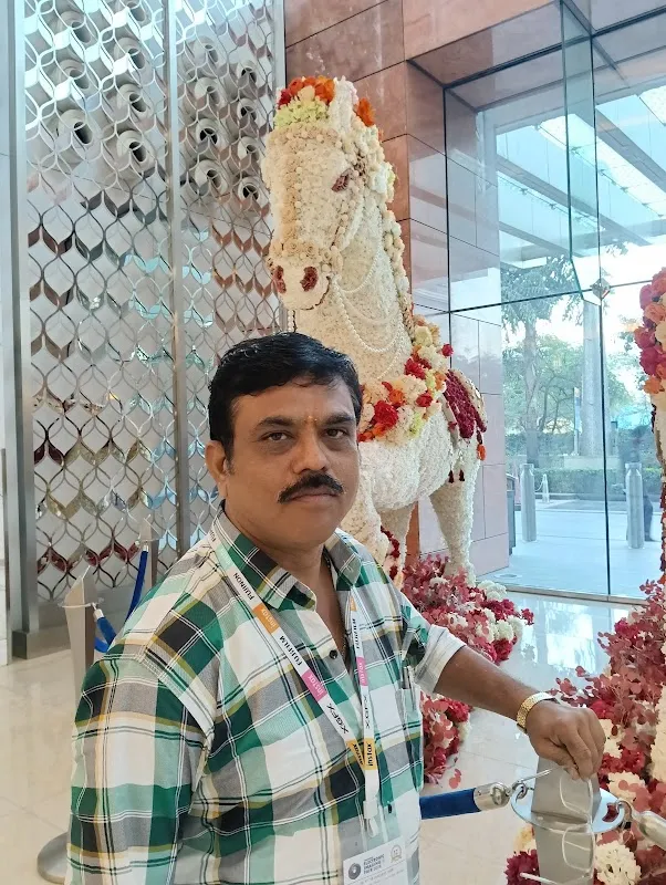GULSHAN PHOTO STUDIO