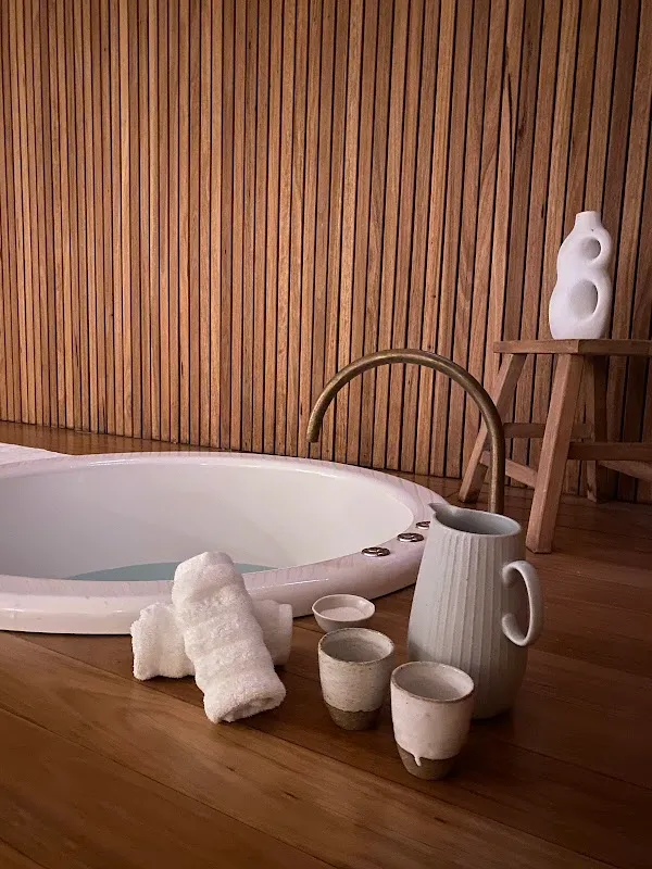 Lux Spa & Wellness