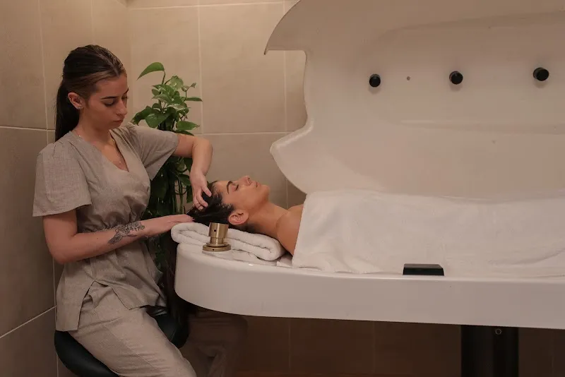 Lux Spa & Wellness
