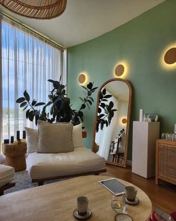 Lux Spa & Wellness