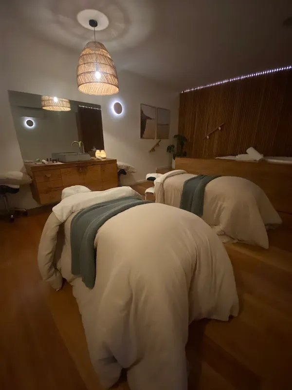 Lux Spa & Wellness