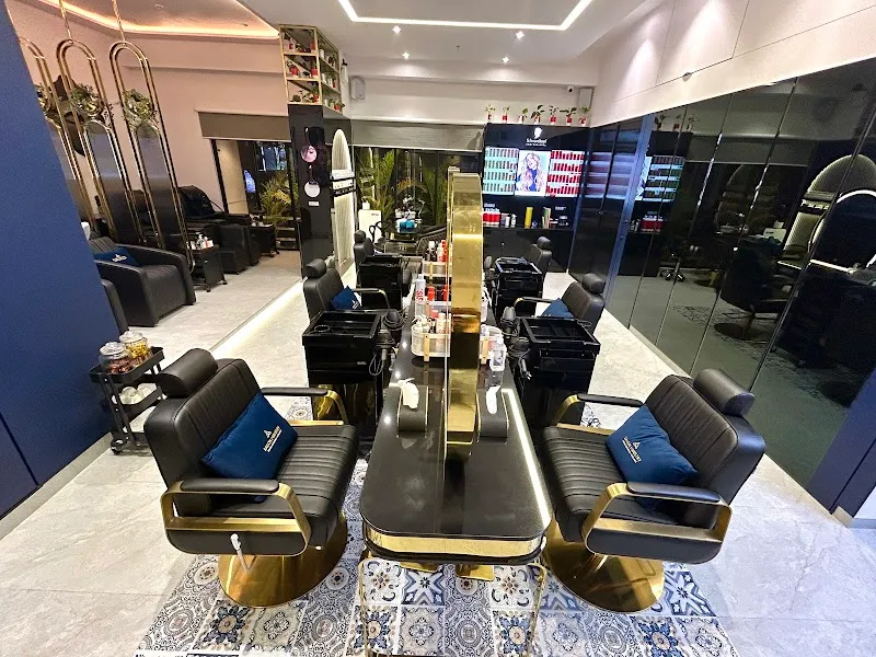 Salon Ministry