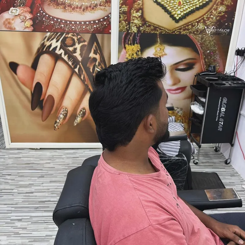 COLORS N CURLS UNISEX SALON