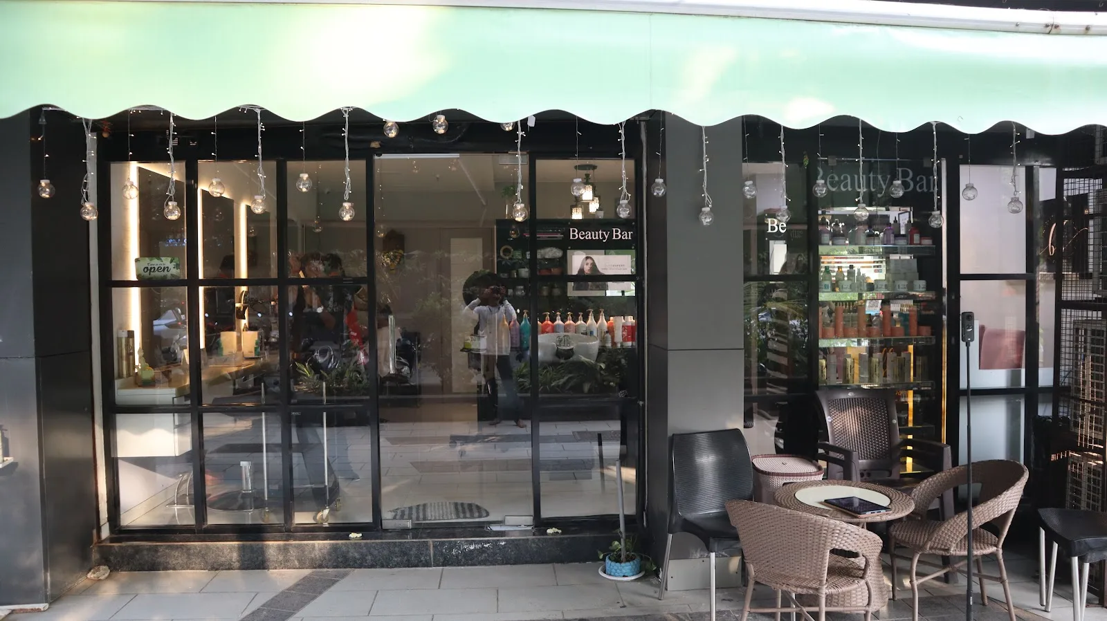 Celestia Beauty | Best UNISEX Salon Near Me | Best Salon Near Hiranandani Meadows, Hyde park Thane West