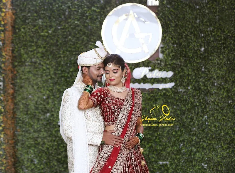 Shyam Digital Photo Studio |Photographer|Wedding Photography|Industrial Photography| Product Photography|Vlogging