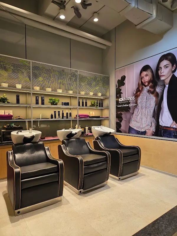 Bounce Unisex Salon VR Mall
