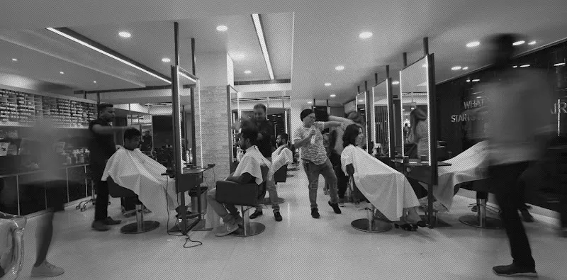 Bounce Unisex Salon VR Mall