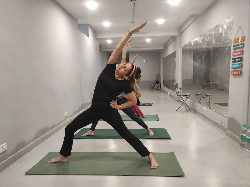 Intensive yoga studio| Best Yoga Classes In Rajouri Garden| Disc bulge, Slip disc, Migraine, Cervical pain, PCOD and PCOS