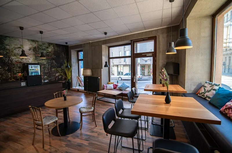 Podcast Café • Studio • Co-Working