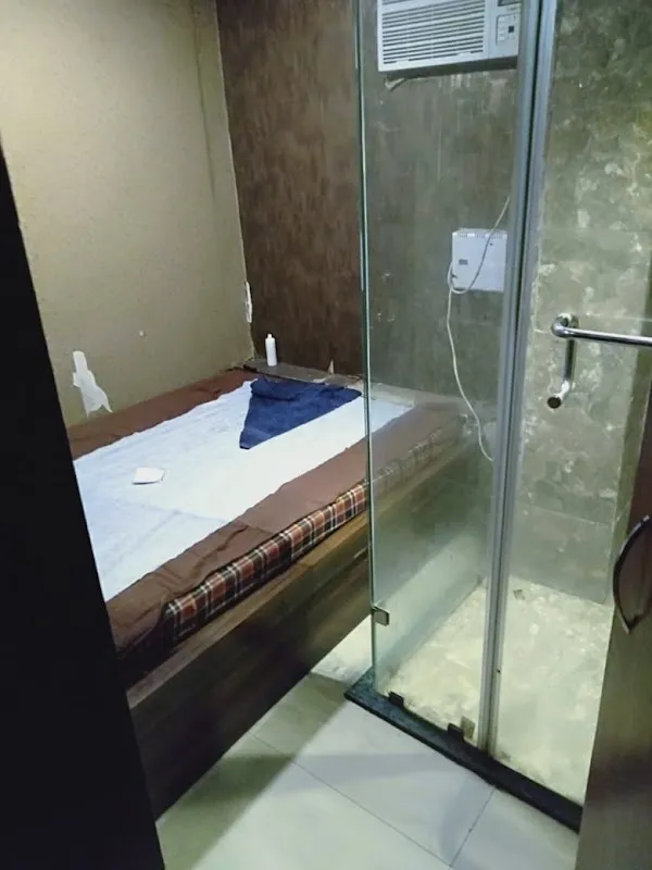 Body Spa Raja Park