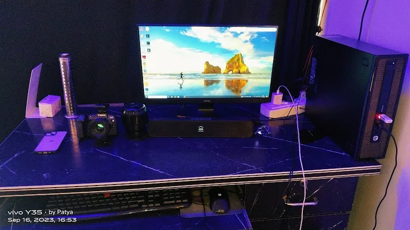 THE AK STUDIO
