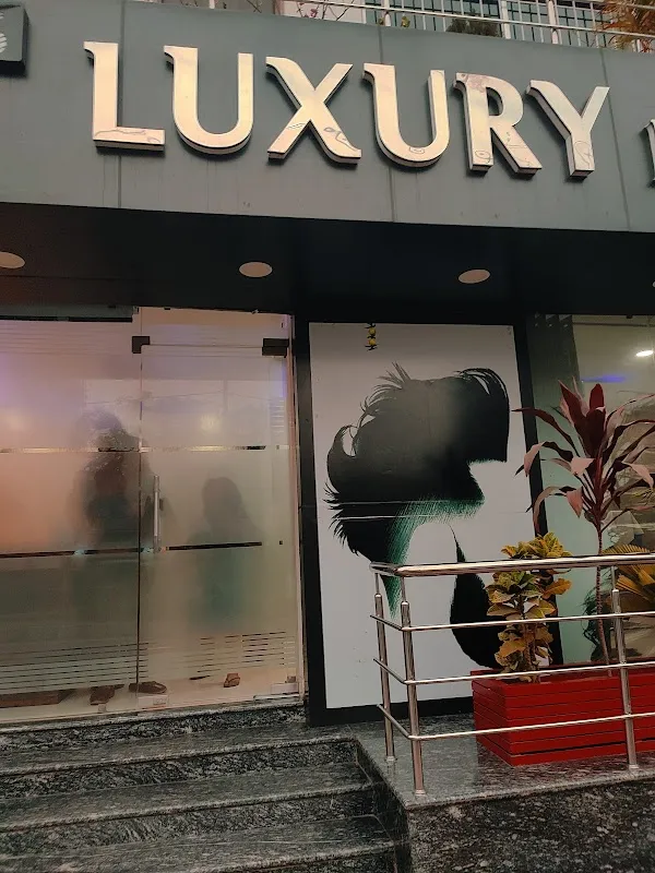 Luxury Family Salon
